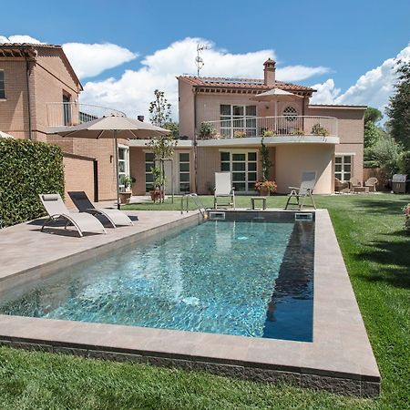 ルッカ Casa Maravigliaヴィラ エクステリア 写真